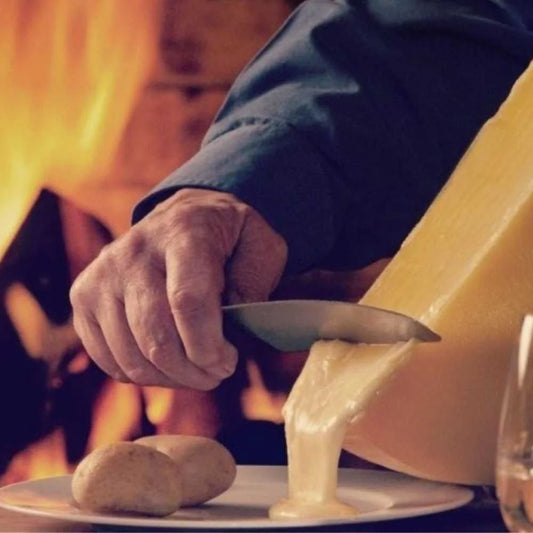 Pourquoi un fromage à raclette est dur à racler ? - Misterraclette®