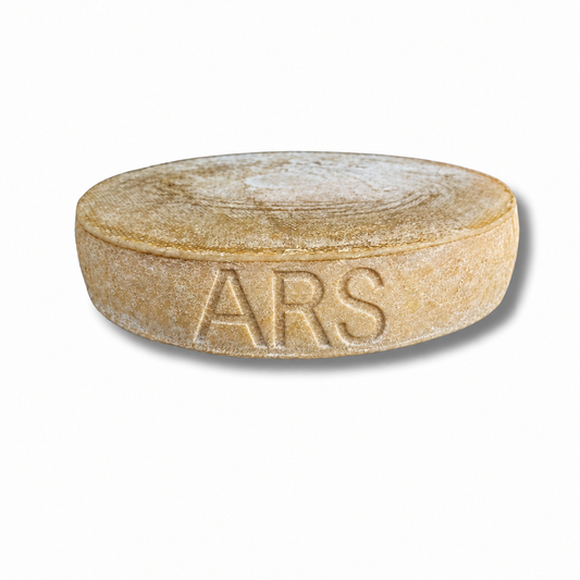 Raclette du Valais AOP d'alpage des Ars, meule entière marquée Ars